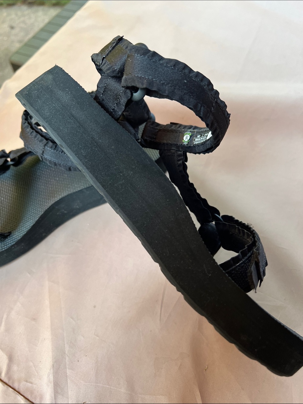 Teva Midform Ruffle Sandals 7 - Picture 2 of 3